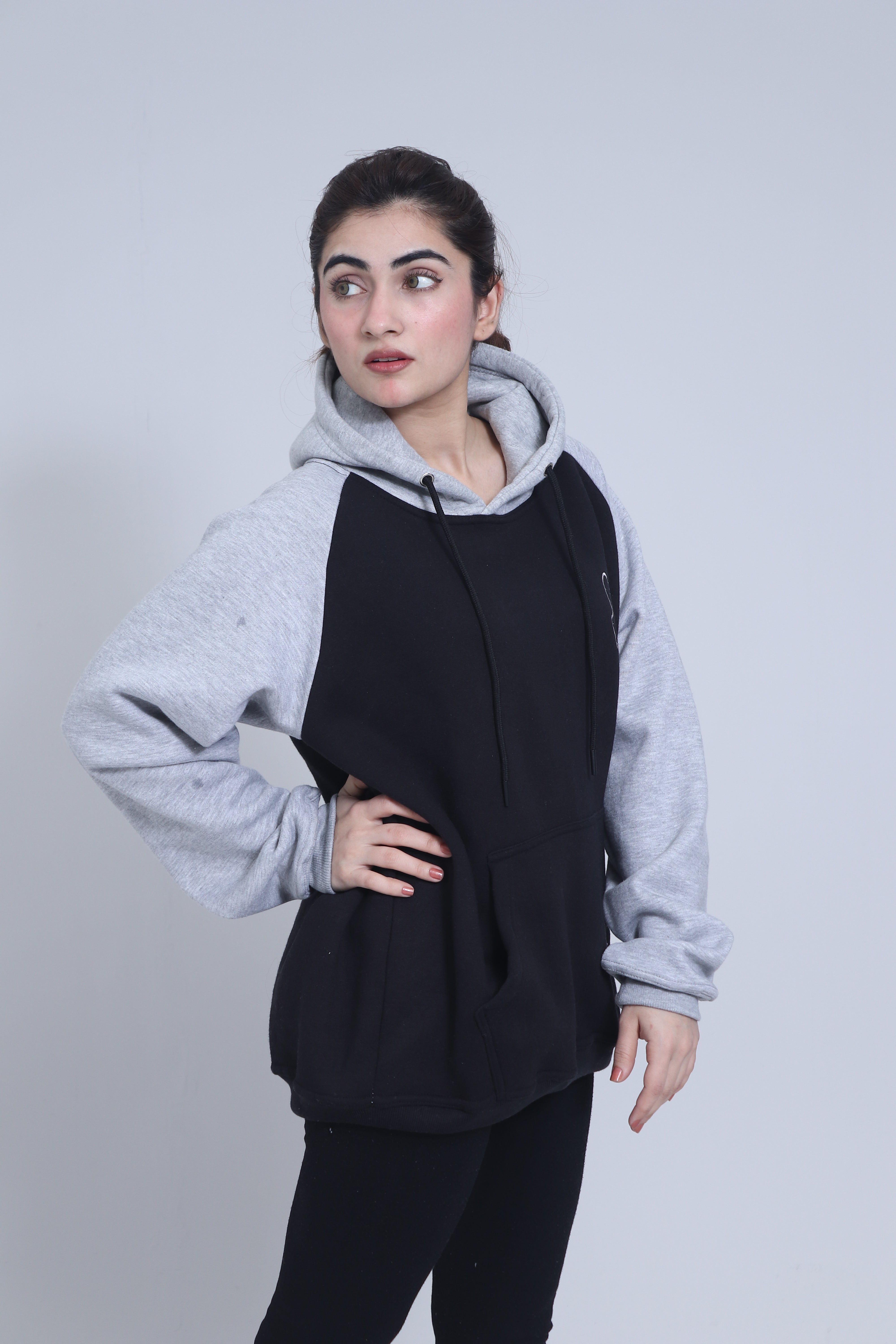 Pullover Hoodie – Light Grey & Black Ashwear Classic Unisex