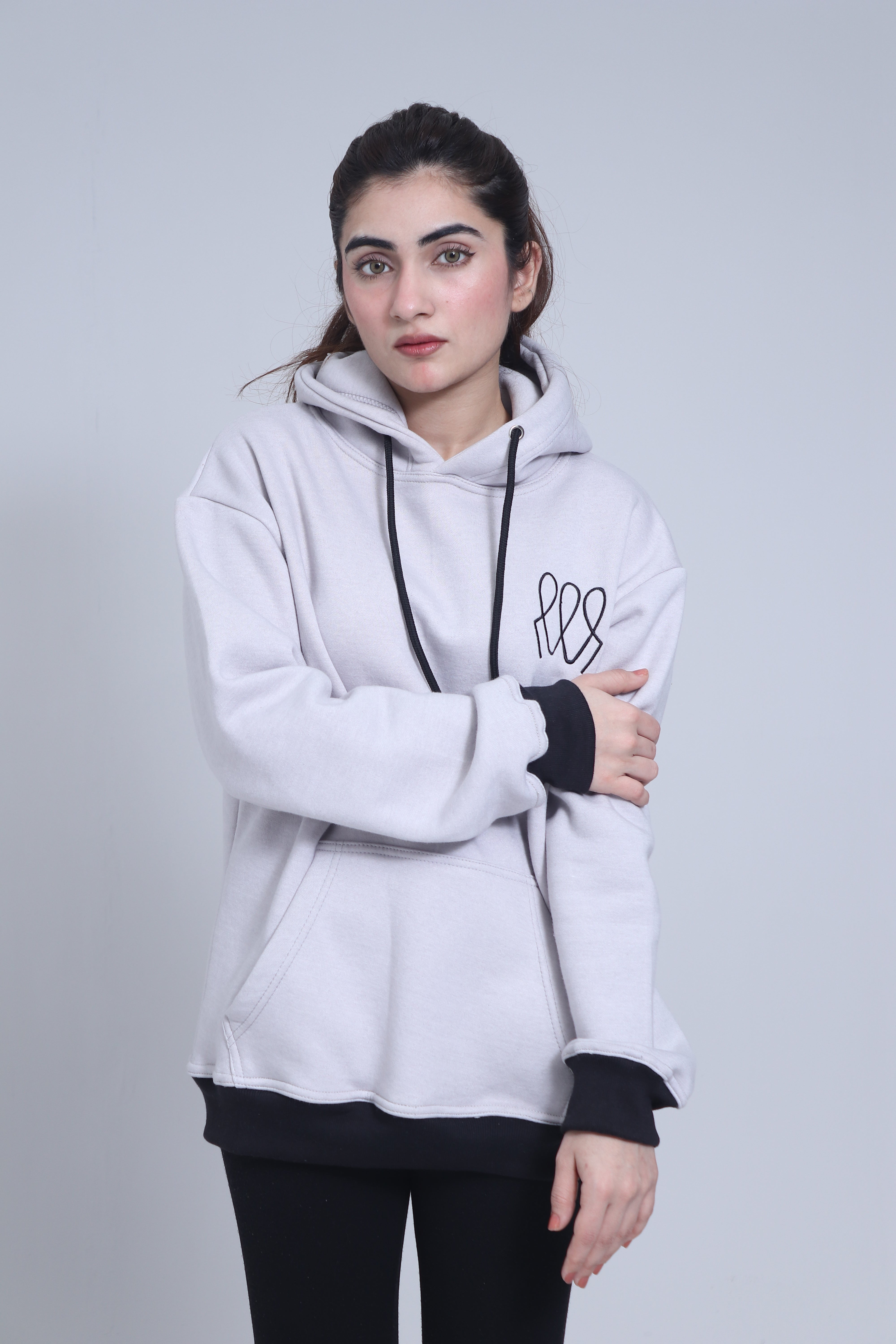 Pullover Hoodie – Light Grey Ashwear Classic Unisex