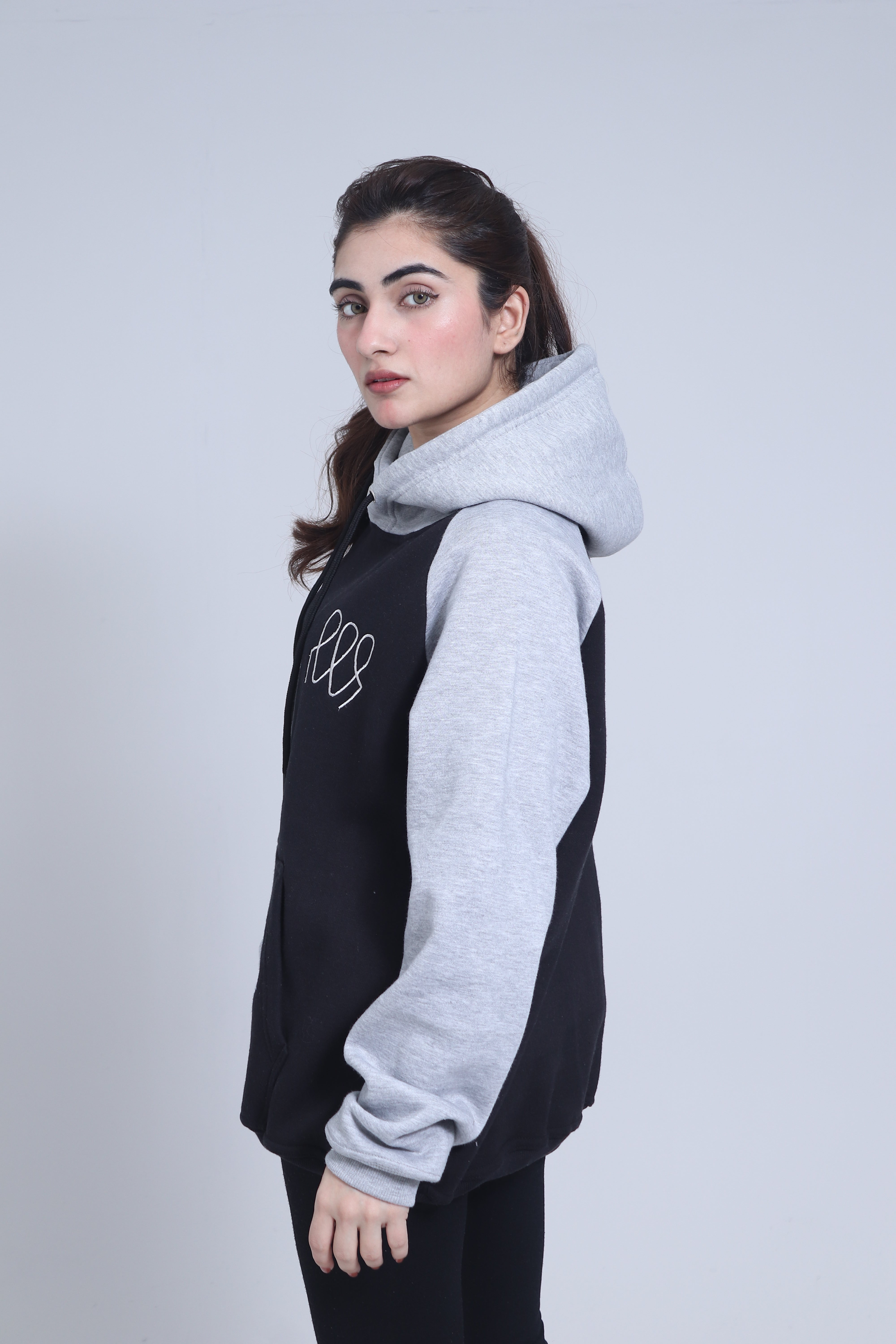 Pullover Hoodie – Light Grey & Black Ashwear Classic Unisex
